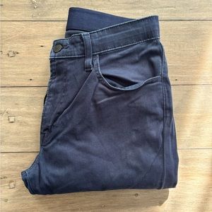 Uniqlo Jean-style Khakis Slim Fit